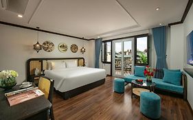 Media Central Hotel & Spa